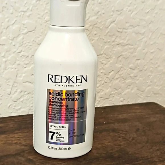 Redken Acidic Bonding Shampoo 300ml‎ - Picture 1 of 2